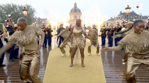 paris 2024,jeux olympiques,thomas jolly,lady gaga,aya nakamura,celine dion