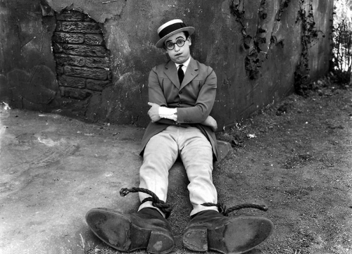 spinoza,deleuze,esther williams,harold lloyd